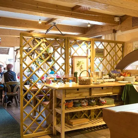69 Hostel Silvaplana